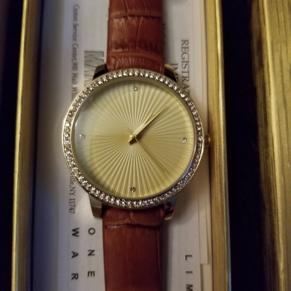 Manhattan Watch - Picture 3 of 5